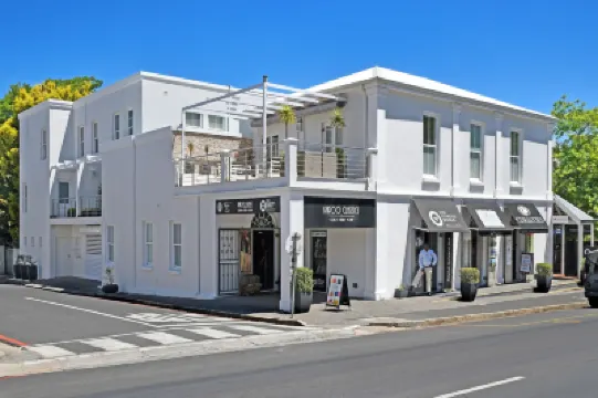 Le Petit Bijou Hotels in 