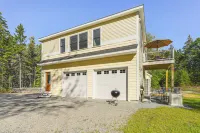 Ocean Point Hideaway: 2-Story Unit on 3 Acres! - Homestays