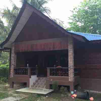 Salang Pusaka Resort Hotel Exterior