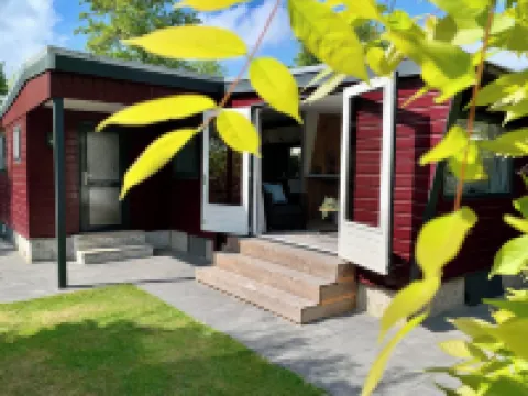 Chalet in Sint Maartenszee Near Beach Hotels in Enschede