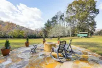 3 Mi to Hiawassee: 'Berry Cute Country Cottage' - 2 estrellas