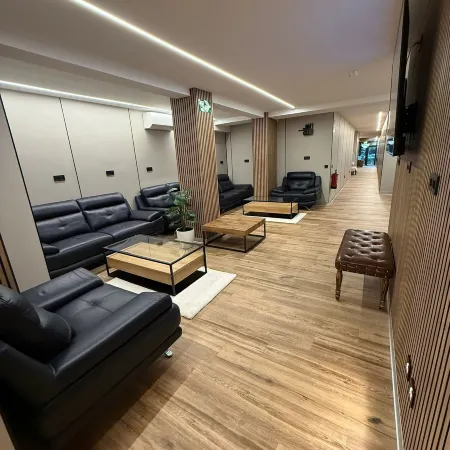 Velvet Hostel Business Отели рядом с достопримечательностью «Линейный город»