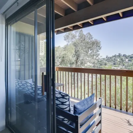 15 Mi to San Diego la Mesa Townhome