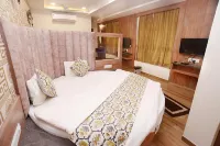 Hotel Lee Gold Hotels in Anand