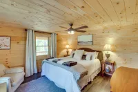 Secluded Cabin w/ Mtn Views ~ 33 Mi to Bigfork! - Parkering