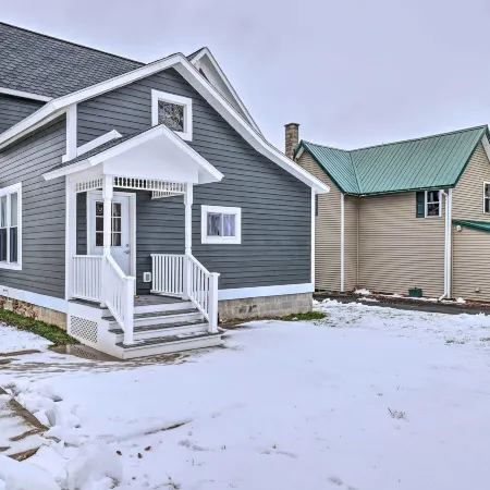 Walkable Sodus Point Retreat < 1 Mi to Lake Hotels in Wayne County