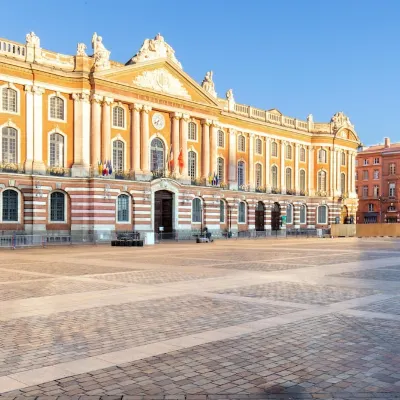 Grand Hotel de LOpera, BW Premier Collection Отели рядом с достопримечательностью «Станция метро Capitole»