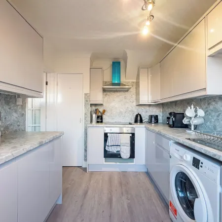 House - Sleeps 7 Private Garden & Parking Hotele w: Basildon