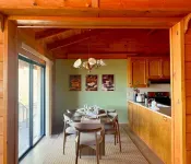 New Listing Near Yosemite Park, King Bed, Hot Tub, BBQ, Firepit & Mountain Views