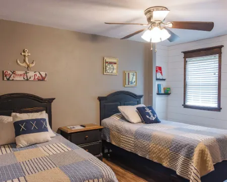 Willow Springs Marina Hotels in Bryan County