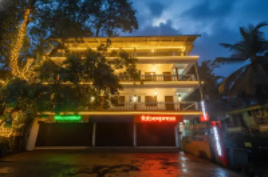 เวีย เพดเนการ์ พลาซ่า