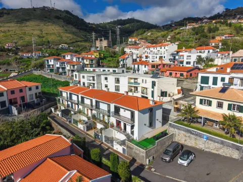 Andrade's Villa by HRM