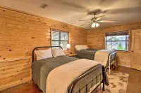 Piney Bluff Retreat with Mountain Views! - 3-Star