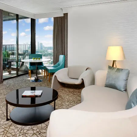 Crowne Plaza Toronto - North York