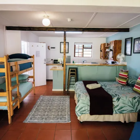 Hermanus Backpackers & Budget Accommodation