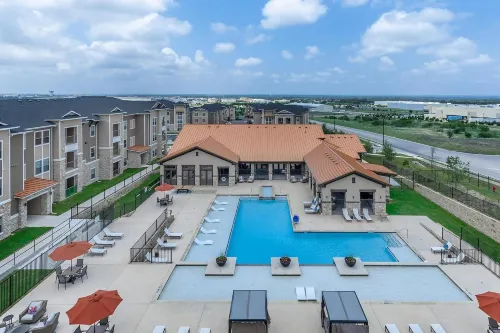Landing Near Historic Downtown Buda - 4-Star
