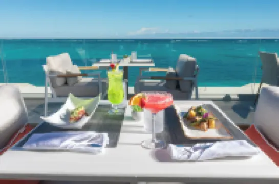 Windsong on the Reef Hotels in The Bight Settlement