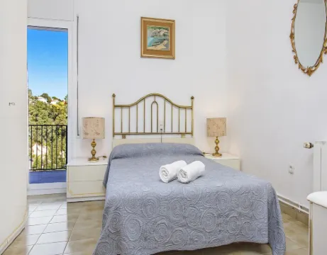 Villa in Lloret de Mar With Pool & Sea Views