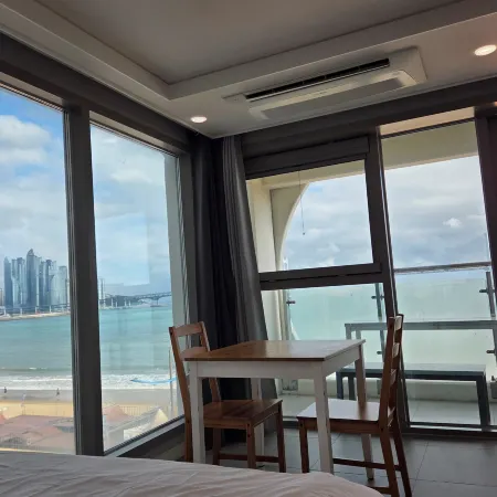 Gwangalli Withus Ocean Отели рядом с достопримечательностью «Пляж Гвангалли»
