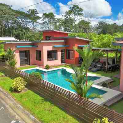 Villa del Encanto - Two cozy cottages with amazing Arenal Volcano view Fitness & Recreational Facilities