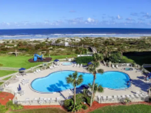 Garden-level Condo With Patio, 2 Pools, Gym, Tennis & Sauna - Steps to the Beach Hotels in Butler Beach