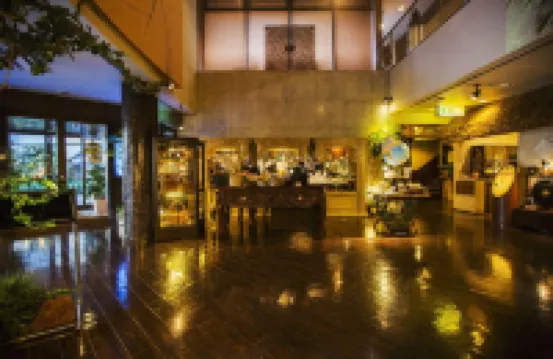 川崎東名高速交流道Hotel BaliAn Resort