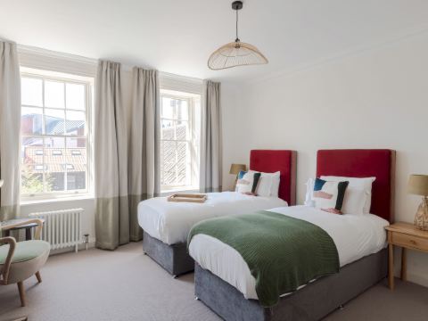 Your Apartment | Bristol Redcliffe Parade No9 I Maisonette