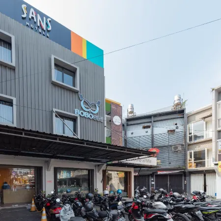 Sans Hotel Bobosini Malang by RedDoorz