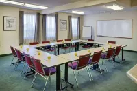 Lakeview Inns & Suites - Okotoks - Wifi