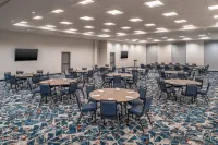 Hyatt House Fresno Campus Pointe