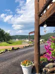 Mountain View Lodge & Cabins - Mountain view