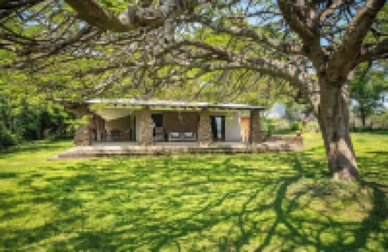 Summerfields Rose Retreat and Spa Hotels in 