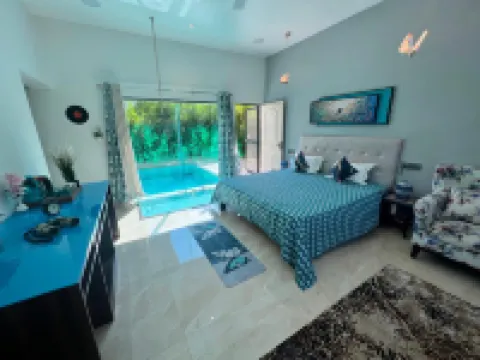 Jewel Stay Hotels in 