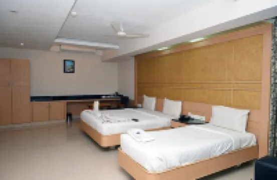 Hotel Varshan International