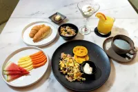 GEH 套房的埃爾馬爾克斯酒店 - 早餐