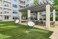 Landing Apartments Fort Worth near Cultural District