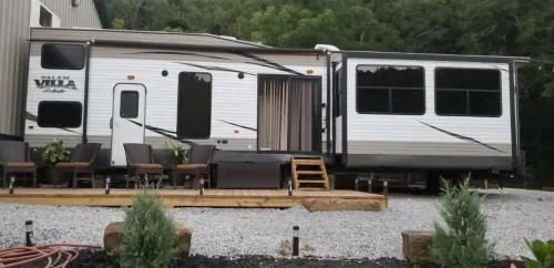 Start your next adventure  with Pine Creek Villas : Birds Nest Retreat!
