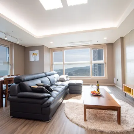 Ulsan (Gangdong) KCC Residence