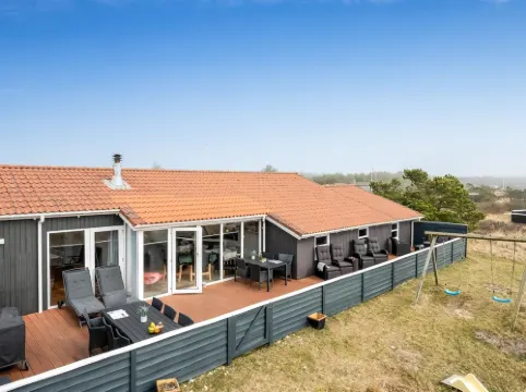 "Petkana" - 700m from the Sea - parking