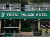Frota Palace Hotel فنادق في ماكابا