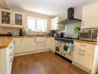 6 Barleycroft - Homestays