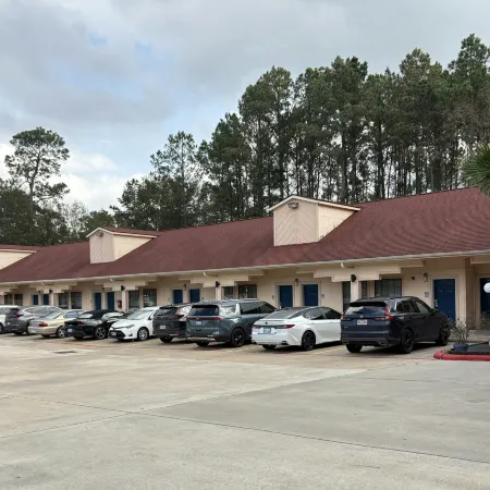 Regency Inn & Suites by Capital O Houston IAH Airport