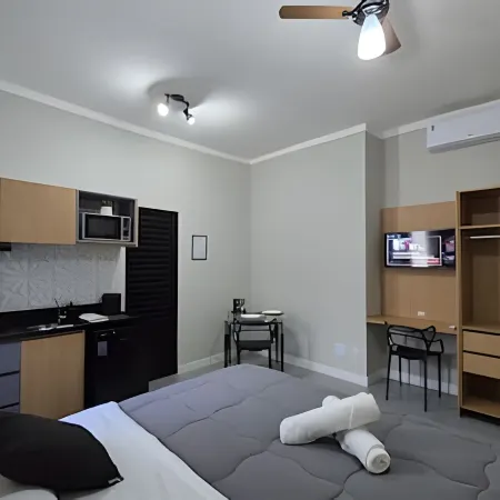 Zuccaro Studio Hotele w: Bauru