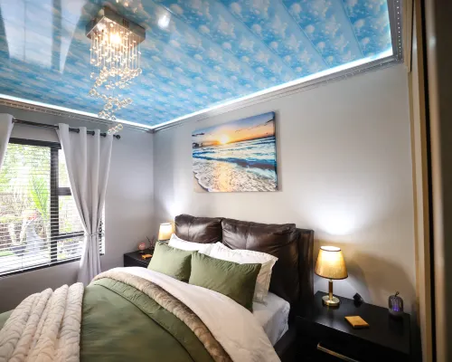 Luxury 2-Bedroom Apartment Near or Tambo with Private Garden & Heated Pool Hotels in Benoni