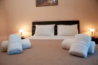 Stratigato Garden Getaway near Chios Town