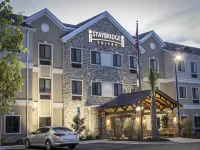 Staybridge Suites JACKSONVILLE-CAMP LEJEUNE AREA by IHG Ξενοδοχεία στην πόλη Onslow County