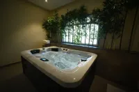 Dream Habitat Resort