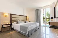 S'Argamassa Boutique Hotel - บริการรถรับส่ง