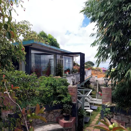 La Niebla Farm Resort