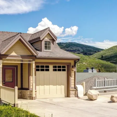 Empire Avenue Townhomes by Kbm